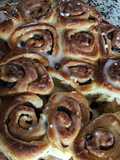 Rollitos de canela (Cinnamon rolls)