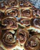 Rollitos de canela (Cinnamon rolls)