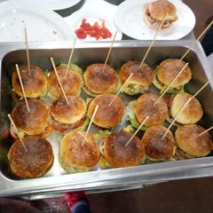 A picture of Beef burger.