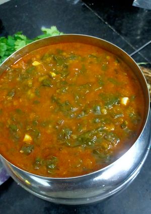 A picture of Masoor Dal with Spinach.