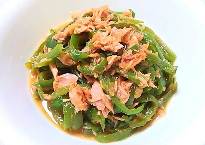 Green Pepper and Tuna with Grated Carrot Ponzu
