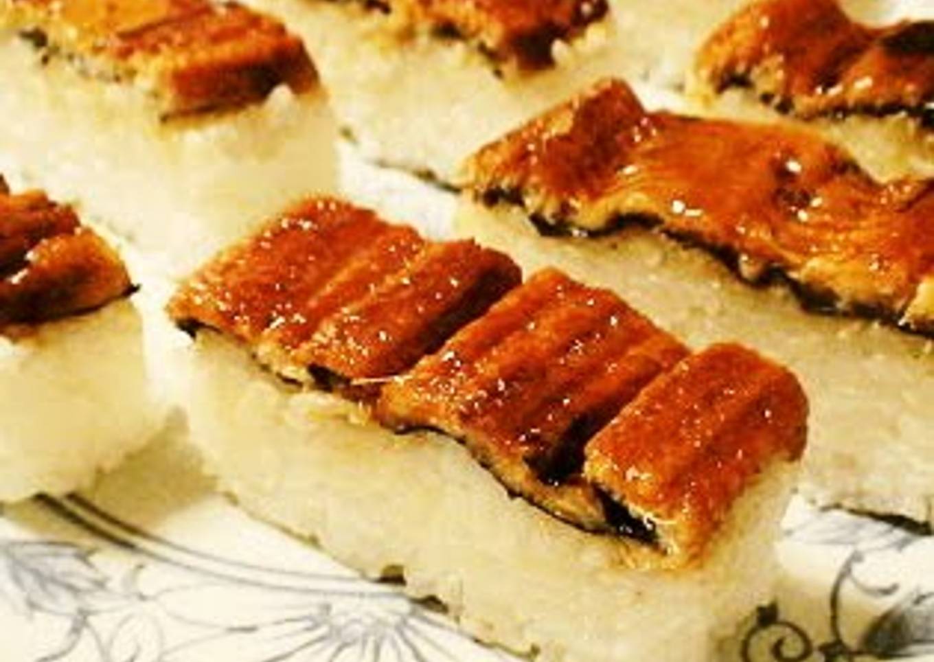 Easy Box-Pressed Eel Sushi
