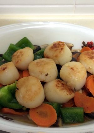 A picture of Grilled Scallops and Sweet Pepper.