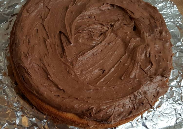 Recipe: Appetizing Leah&#39;s Hazelnut Buttercream Frosting