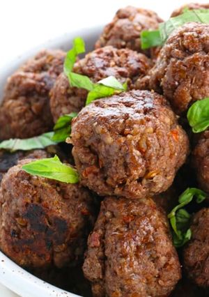 A picture of TVP Seitan Meatballs.