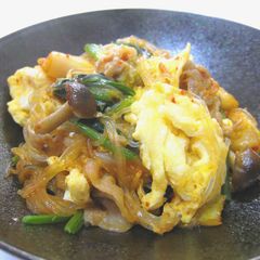 A picture of Pork, Egg, Spinach, Glass Noodles & Kimchi Stir-fry.