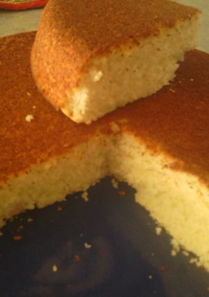 A picture of home made cornbread..