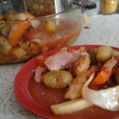 A picture of My Sweet & Tangy Roast Gammon Veg Bake 😁.