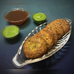 A picture of Chana Dal Kebab.