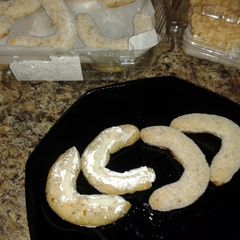 A picture of Momma's Pecan Crescents.
