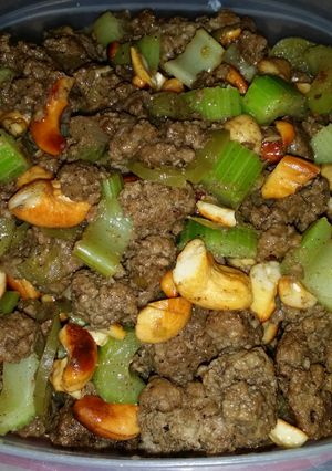 A picture of Paleo whole30 - Cashew Chicken.
