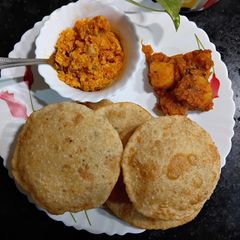A picture of Radhavallabhi (Bengali Urad dal Stuffed Puri).