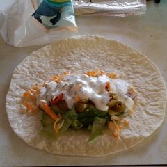 A picture of Avacado veggie wraps!.