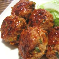 A picture of Ginger Fried Pork Meatballs.
