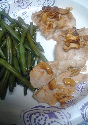 A picture of Honey Cashew Chicken.