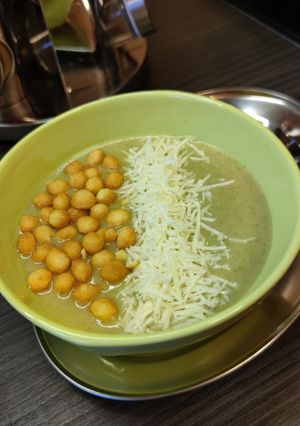 Brokkoli krém leves recept fotója