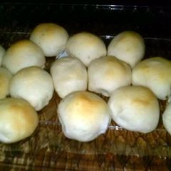 A picture of easy lil poppers.