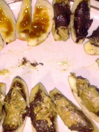 Easy Way Make Less Mess Apple Bites. the Can Spoil the Tongue Appealing