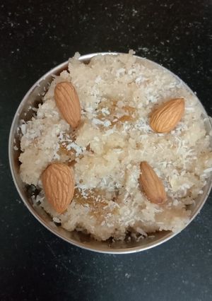 A picture of Suji halwa.