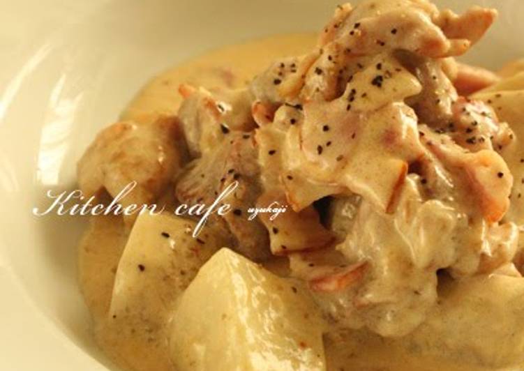Recipe of Any-night-of-the-week Satoimo (Taro Root) and Chicken in Cream Sauce