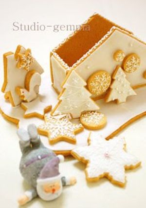 A picture of Christmas Cookies & Cookie Gift Box.