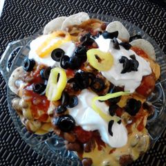A picture of Ultimate Super Easy Chili Nachos.