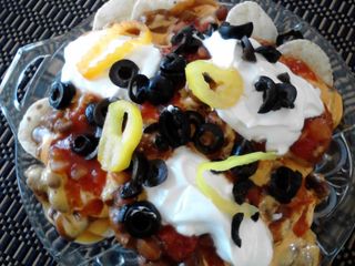 Ultimate Super Easy Chili Nachos