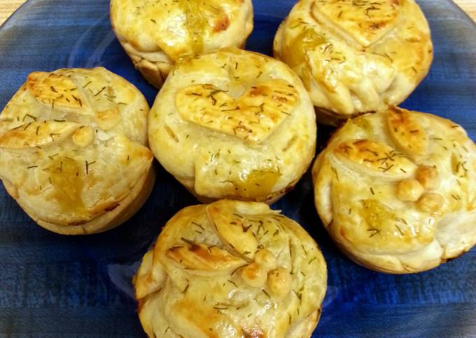 Steps to Make Quick Mini Chicken Pot Pies