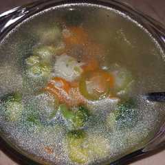 A picture of Sayur oyong bahan seadanya.