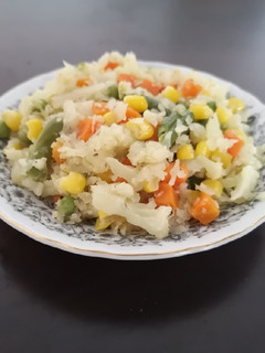Una foto de Arroz de Coliflor Primavera