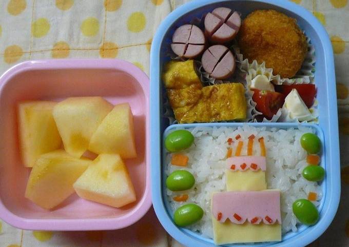 Charaben Birthday Cake Bento