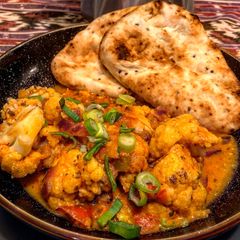 A picture of Cauliflower tikka masala.