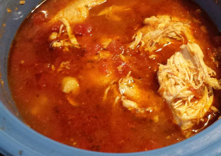 Steps to Make Award-winning Crockpot chicken tacos