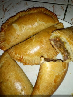 A picture of How to make Nigerian Meat pie 😋.