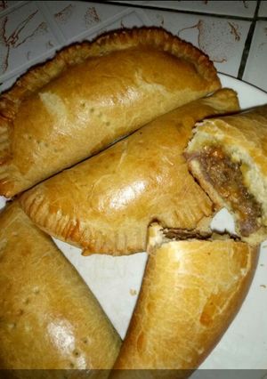 A picture of How to make Nigerian Meat pie 😋.