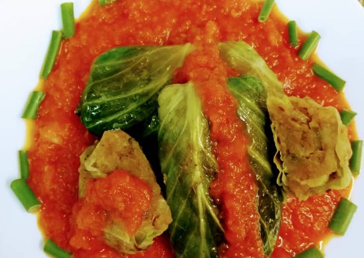 How to Prepare Speedy Cabbage rolls in arrabbiata sauce