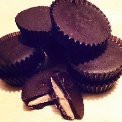 A picture of Healthy Peanut Butter Cups! (ONLY 3 ingredients!).