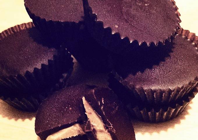 Recipe of Award-winning Healthy Peanut Butter Cups! (ONLY 3 ingredients!)