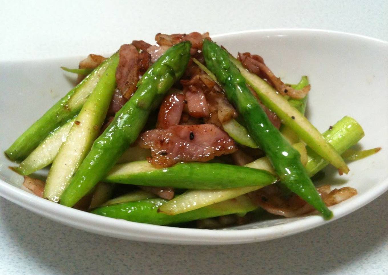 Fried Asparagus and Bacon