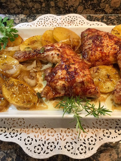 Una foto de Traseros de pollo al romero