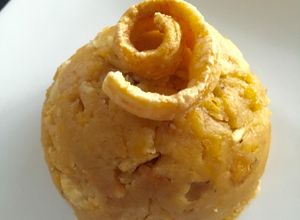 Una foto de Mofongo (Majado de Plátano con Chicharrón)