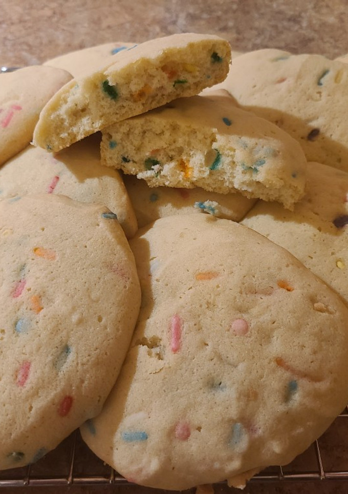 A picture of Sprinkle cookie.