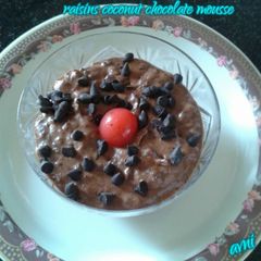 A picture of Raisins coconut chocolate mousse.