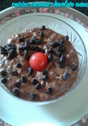 A picture of Raisins coconut chocolate mousse.