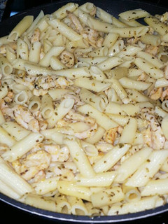 Una foto de Macarrones con pollo