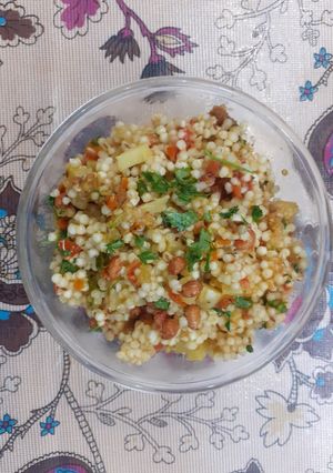 साबूदाने की खिचड़ी (sabudane ki khichdi recipe in Hindi) रेसिपी मुख्य फोटो