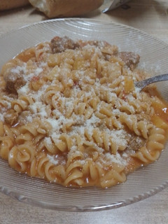 Una foto de Guiso de fideos con carne