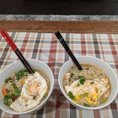 A picture of Veggie Ramen (instant).