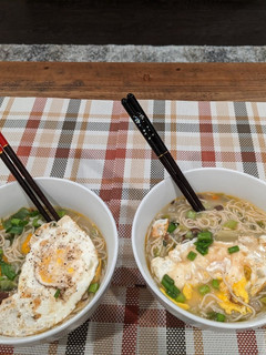 A picture of Veggie Ramen (instant).