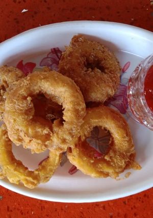ক্রিস্পি পেঁয়াজ রিং(crispy Onion ring recipe in bengali) রেসিপির প্রধান ছবি